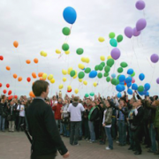 Der Rainbow Flashmob in St. Petersburg 2009 wäre heute eine Straftat (Foto: Воскресенский Пётр)