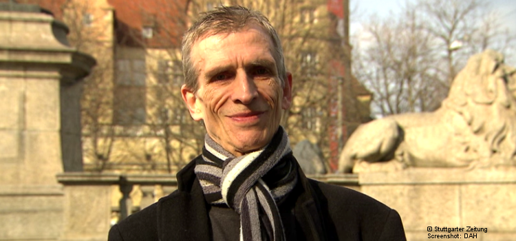 Roland Baur in einem Video der Stuttgarter Zeitung anlässlich seiner Ernennung zum „Stuttgarter des Jahres“ (Foto: Stuttgarter Zeitung | Screenshot: DAH)
