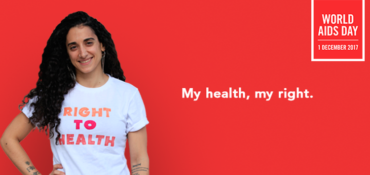 Eine Frau mit schwarzen langen Haaren und einem T-Shirt mit der Aufschrift "Right to health" vor rotem Hintergrund. Auf der roten Fläche steht der Schriftzug "My right, my health.", rechts oben in der Ecke der Schriftzug "World Aid Day. 1st December 2017."