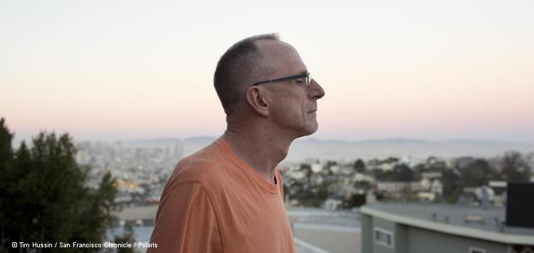 Kevin VandenBergh im Hintergrund die Bucht von San Francisco