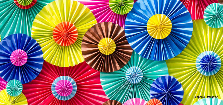 bunte Papierschirme - Bock bloggtt