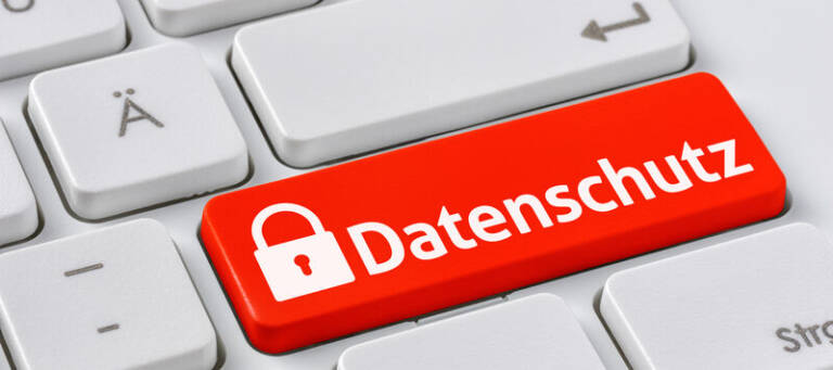 Symbolbild: Tastatur mit roter Taste "Datenschutz"
